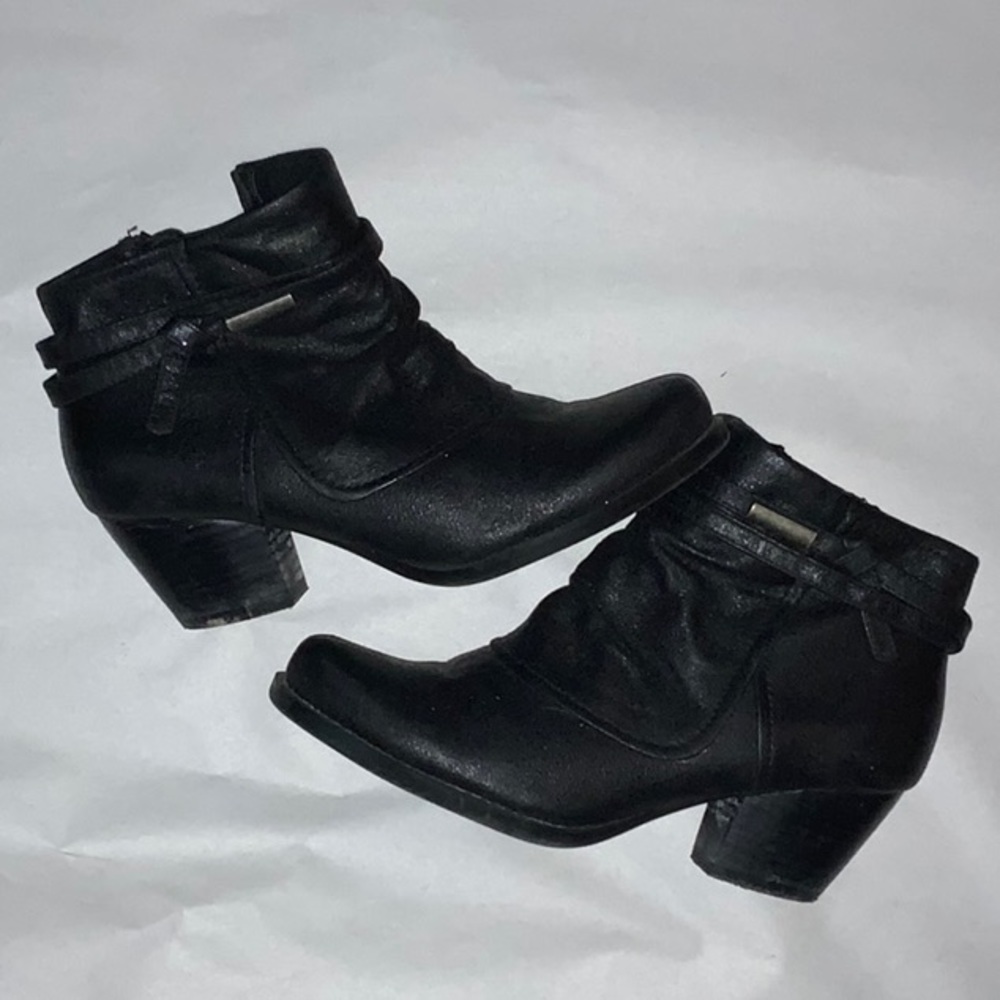 Baretraps booties